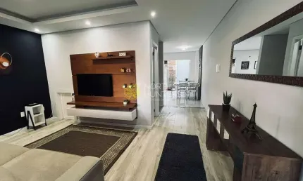 Casa geminada  à venda com duas suítes. Estuda carro como parte da negociação.