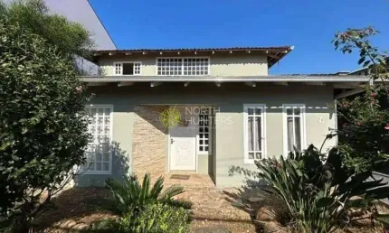 Casa à venda, Bom Retiro. Estuda permuta por imóvel de menor valor. Joinville, SC