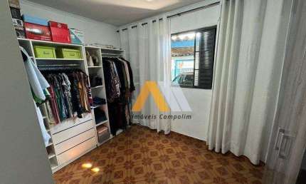 'Casa c/ Edícula em Vila Barcelona: Oportunidade Única!'