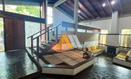 Casa à venda com 3 suítes e piscina no Jardim Bandeirantes em Sorocaba