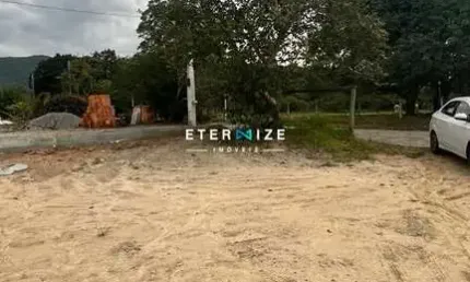 Terreno em condomínio fechado à venda na Praia de Palmas, Governador Celso Ramos 