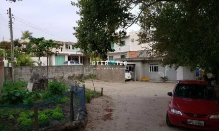 Duas Casas a venda na Praia de Palmas em Governador Celso Ramos-SC