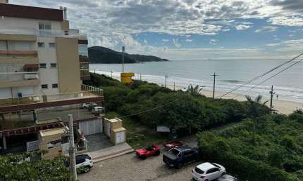 Cobertura Frente Mar 04 quartos no Residencial Praia das Caravelas na Praia Grande Governador Celso Ramos Santa Catarina
