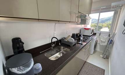 Apartamento próximo ao mar, 03 quartos, mobiliado à venda no Residencial Solar das Caravelas na Praia Grande em Governador Celso Ramos - Santa Catarina