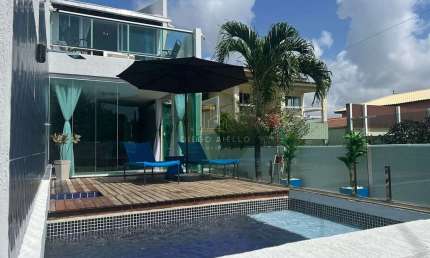 CASA  DE LUXO  Á VENDA. 150 METROS DO MAR!!  R$.1.350.000,00