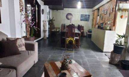 Sobrado com 4 dormitórios à venda, 440 m² por R$ 585.000,00 - Jardim Vila Galvão - Guarulhos/SP