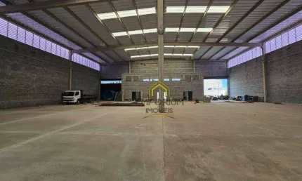 Galpão para alugar, 2000 m² por R$ 63.216,67/mês - Portão - Arujá/SP