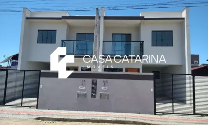 Casa com 3 quartos à venda no Armação, Penha  por R$ 700.000