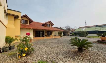 Casa com 4 quartos para alugar no Meia Praia, Navegantes  por R$ 5.900