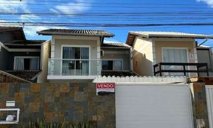 Casa com 3 quartos à venda no Armação, Penha  por R$ 600.000