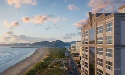 Apartamento com 3 quartos à venda no Centro, Navegantes  por R$ 1.637.000