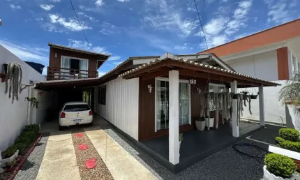 Casa com 3 quartos à venda no Gravatá, Penha  por R$ 600.000