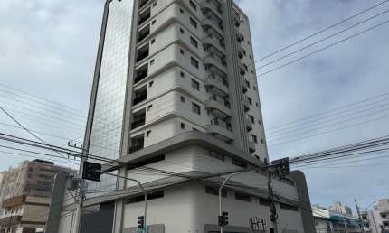 Apartamento com 2 quartos para alugar no Centro, Navegantes  por R$ 3.800