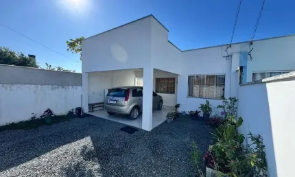 Casa com 2 quartos à venda na Nossa Senhora de Fátima, Penha  por R$ 430.000