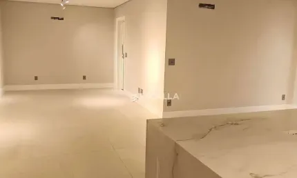 Apartamento à venda em joinville – 3 suítes no bairro anita garibaldi com sacada e área de lazer completa!