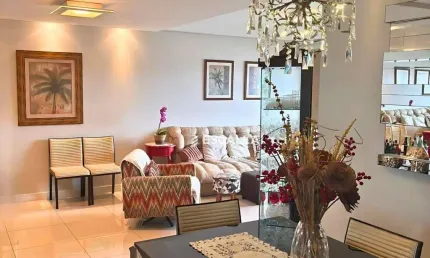Amplo Apartamento a Venda com 04 Quartos no Anita Garibaldi.