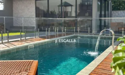 Amplo Apartamento Giardino com 3 Quartos a venda no Bairro Saguaçu!