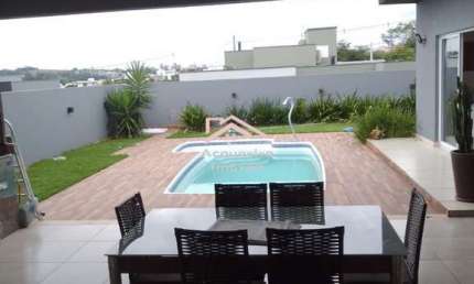 Casa com 3 quartos para alugar no Jardim Buru, Salto , 234 m2 por R$ 8.500