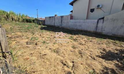 Terreno à venda no Jardim Regina, Indaiatuba  por R$ 385.000