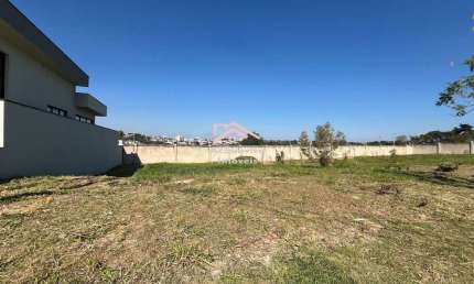 Terreno à venda no Residencial Central Parque, Salto  por R$ 325.000
