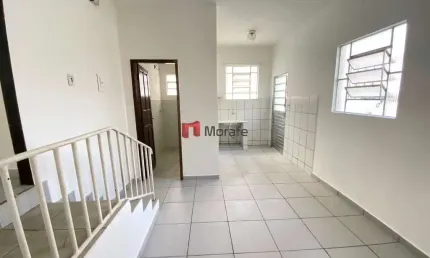 Casa com 2 quartos para alugar no Monsenhor Messias, Belo Horizonte  por R$ 1.600