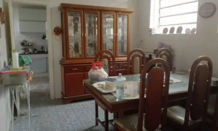 Casa com 4 quartos à venda na Santa Tereza, Belo Horizonte  por R$ 800.000