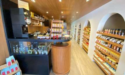 Ponto comercial à venda em Caiçaras, Belo Horizonte  por R$ 350.000