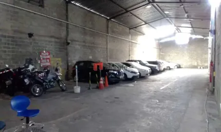 Barracão / Galpão / Depósito com 1 sala para alugar no Centro, Belo Horizonte  por R$ 15.000