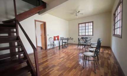 Casa com 2 quartos para alugar em Floramar, Belo Horizonte  por R$ 3.800