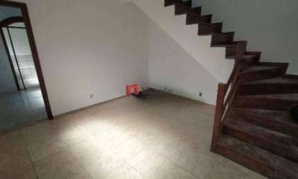 Casa em condomínio fechado com 2 quartos para alugar em Itapoã, Belo Horizonte  por R$ 2.300