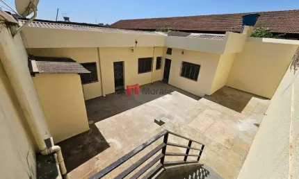 Prédio à venda na Indústrias I (Barreiro), Belo Horizonte  por R$ 800.000