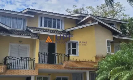 Sobrado  em  condomínio 4  dormitórios na  Santa  Inês