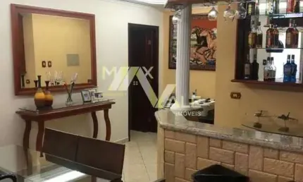 Casa com 2 dormitórios à venda, 95 m² por R$ 370.000 - Vila Zezé - Jacareí/SP