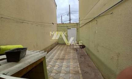 Sobrado à venda, 70 m² por R$ 245.000,00 - Parque Santo Antônio - Jacareí/SP