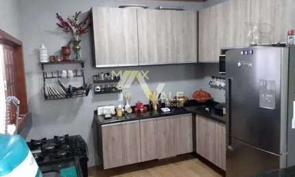 Sobrado com 5 dormitórios à venda, 200 m² por R$ 795.000,00 - Jardim Pararangaba - São José dos Cam