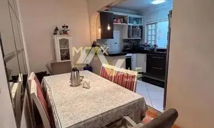 Sobrado com 2 dormitórios à venda, 107 m² por R$ 490.000 - Jardim Califórnia - Jacareí/SP
