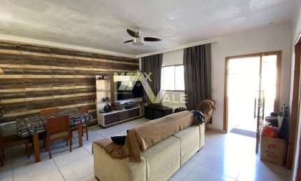 Casa com 2 dormitórios à venda, 114 m² por R$ 594.000,00 - Villa Branca - Jacareí/SP