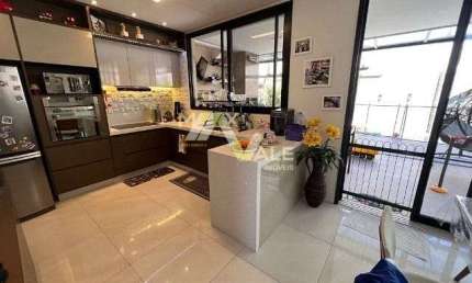 Casa à venda, 219 m² por R$ 1.500.000,00 - Jardim Crystal Park - Jacareí/SP