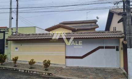 Sobrado com 4 dormitórios à venda, 180 m² por R$ 640.000 - Jardim Terras de São João - Jacareí/SP