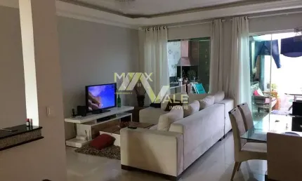Sobrado com 3 dormitórios para alugar, 170 m² por R$ 4.500,00/mês - Villa Branca - Jacareí/SP