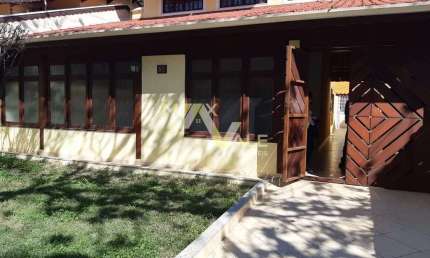 Sobrado com 5 dormitórios à venda, 245 m² por R$ 905.000 - Jardim Satélite - São José dos Campos/SP