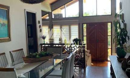 Casa com 3 dormitórios à venda, 300 m² por R$ 2.000.000,00 - Condomínio Lagoinha - Jacareí/SP