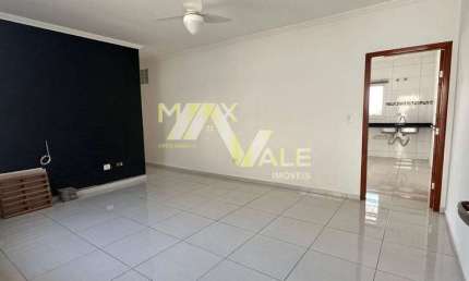 Casa com 3 dormitórios para alugar, 314 m² por R$ 3.500/mês - Villa Branca - Jacareí/SP