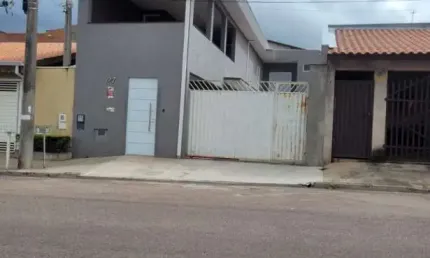 Terreno  6.5 de frente 23 m comp. total 165 m²  área construída  sobrado 190 m²  garagem 4 vaga e 1 coberta piso superior 2 dorm 1 suite+closet  3 wc