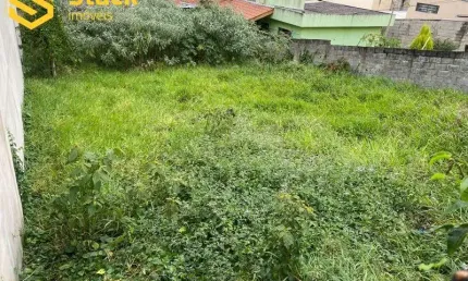 Excelente terreno com 300 m²  (12 x 25) localizado no jardim do estádio em jundiai sp, está localizado bem próximo a av. samuel martins