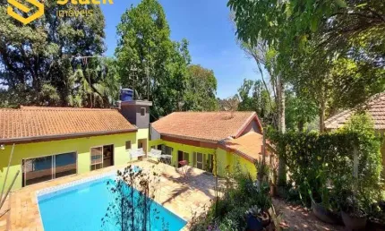 Ótima chácara a venda LOCALIZADA NO JARDIM MARAJOARA EM JUNDIAI SPcom 2.000 m² contendo casa principal e casa de caseiro