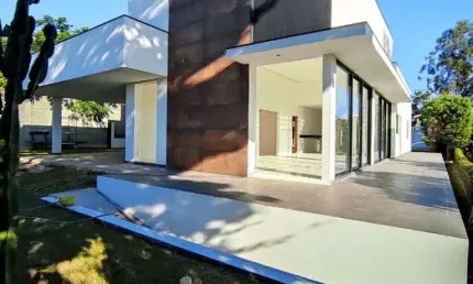 CASA TÉRREA DE ALTO PADRÃO COM 4 SUÍTES NA DIVISA DE JUNDIAÍ COM ITATIBA-SP NO COND PARQUE DA FAZENDA
