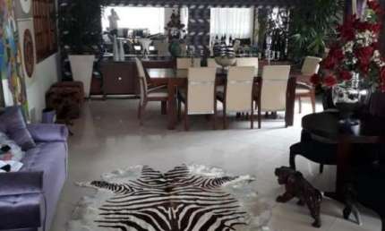 Casa em condomínio fechado com 4 quartos à venda na Rua atalanta, 1, Rainha, Louveira, 390 m2 por R$ 1.800.000