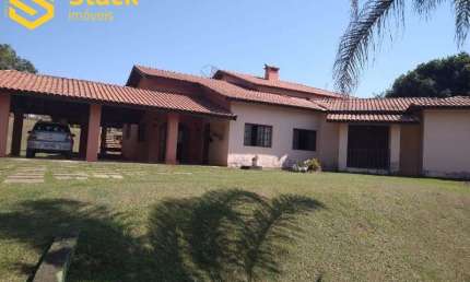 EXCELENTE CHÁCARA A VENDA EM ITUPEVA NO BAIRRO GUACURI, ÁREA CONSTRUÍDA DE 596,7 m² EM UM TERRENO DE 5000 m². A Casa sede contém 3suites,