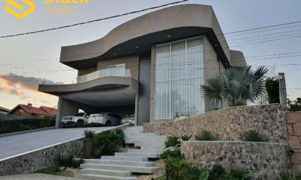 Casa Alto Padrão no Condomínio Horizonte Azul 1 em Itupeva.